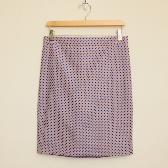 J. Crew Dresses & Skirts - J. Crew pencil skirt. Size 6 J. Crew Dresses & Skirts - J. Crew pencil skirt. Size 6